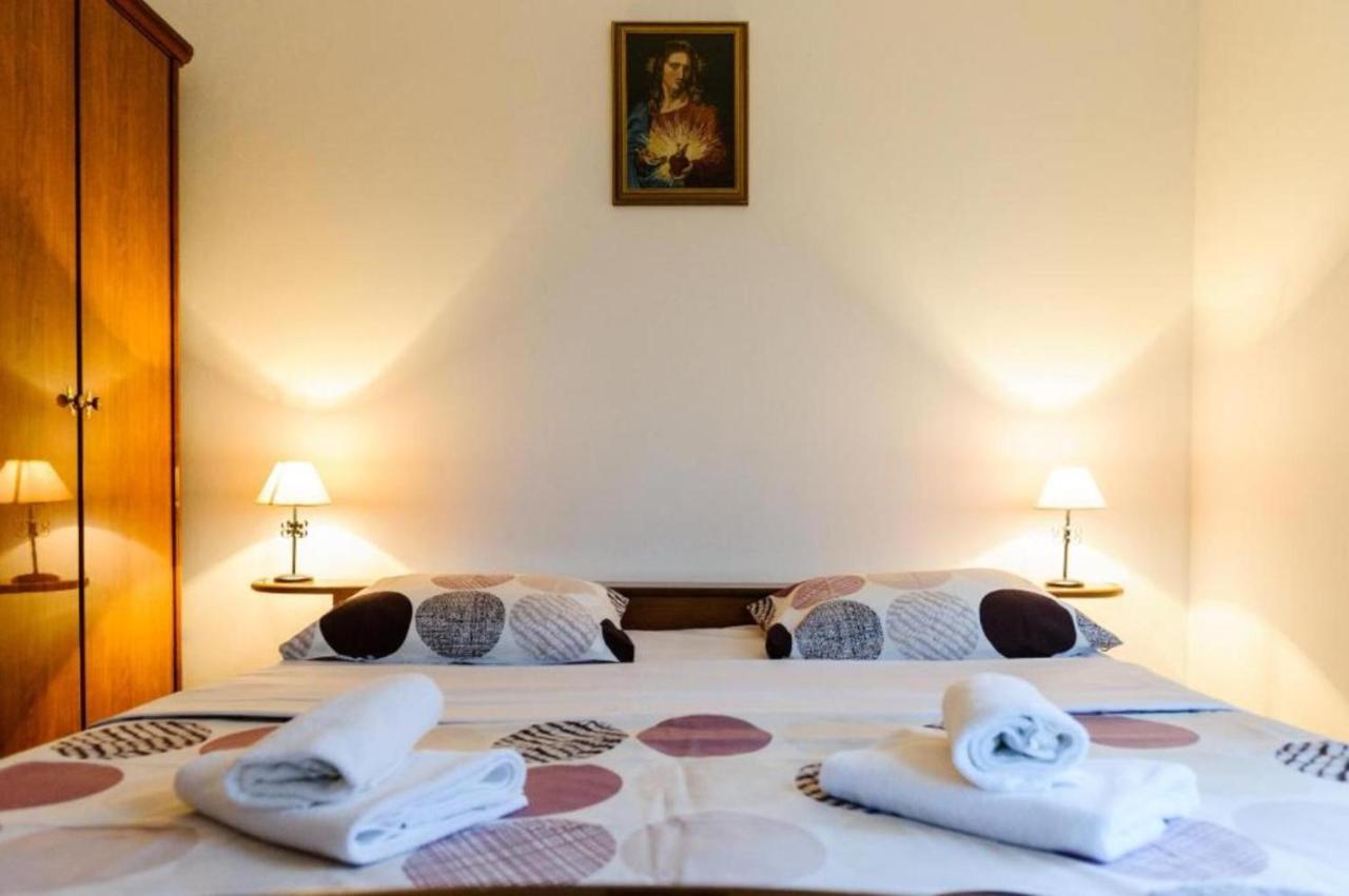 Cartolina Di Mare Apartment โปดสตรานา ภายนอก รูปภาพ