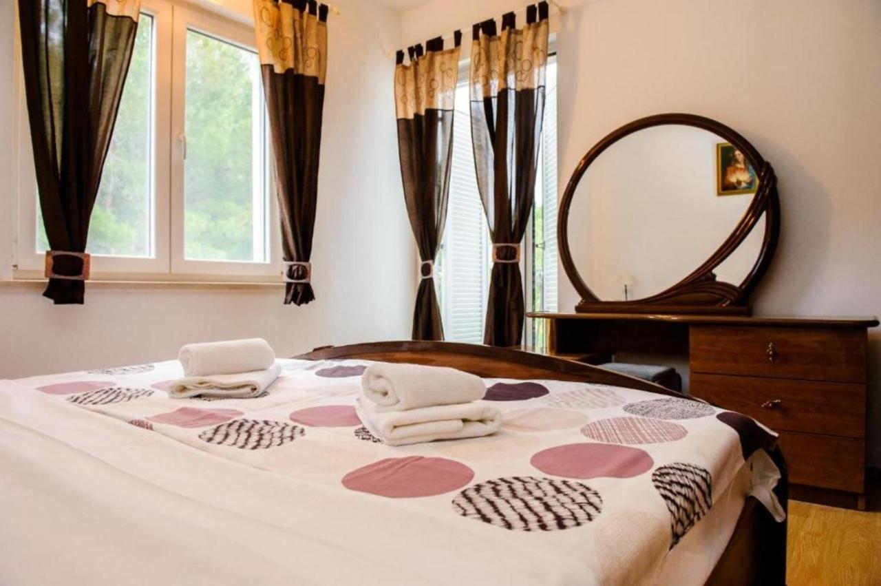Cartolina Di Mare Apartment โปดสตรานา ภายนอก รูปภาพ