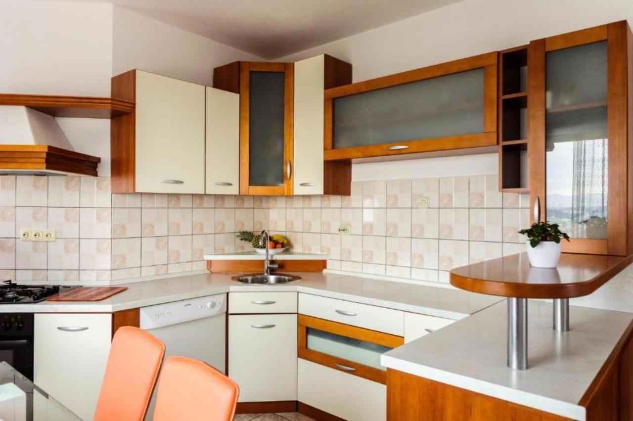 Cartolina Di Mare Apartment โปดสตรานา ภายนอก รูปภาพ