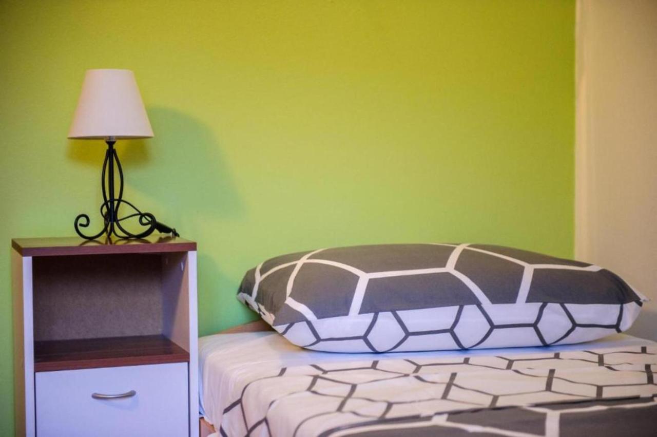 Cartolina Di Mare Apartment โปดสตรานา ภายนอก รูปภาพ