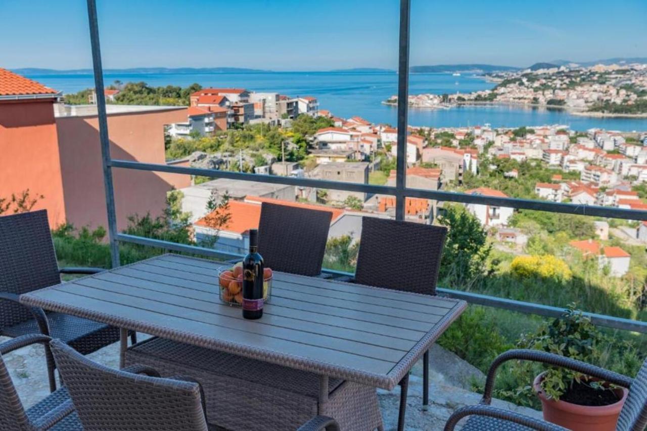 Cartolina Di Mare Apartment โปดสตรานา ภายนอก รูปภาพ